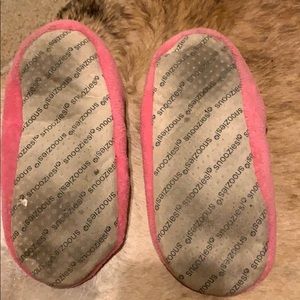 Urban Outfitters Shoes - Fuzzy slippers size 6 1/2-7 Urban Outfitters Shoes - Fuzzy slippers size 6 1/2-7
